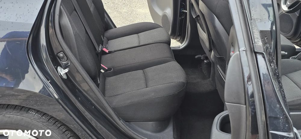 Hyundai i30 1.4 Classic + - 34