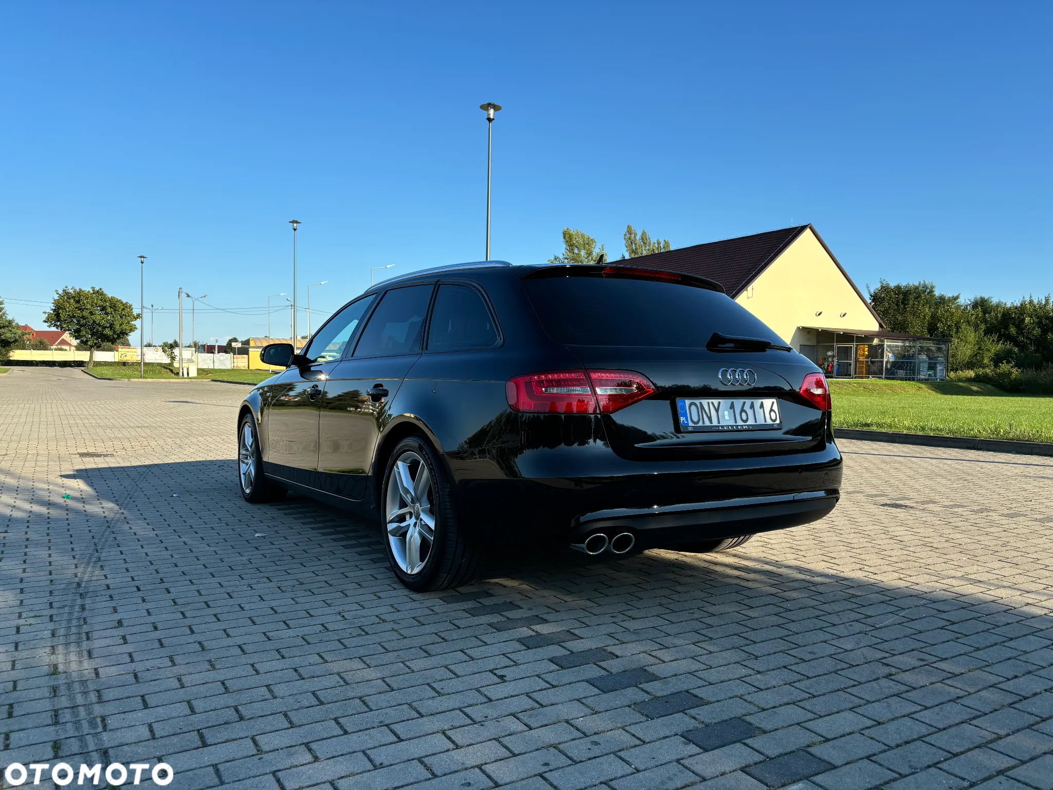 Audi A4 2.0 TDI - 11