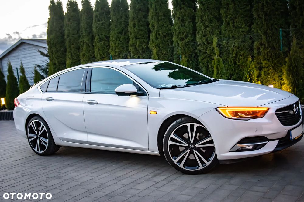 Opel Insignia 2.0 CDTI 4x4 Innovation S&S - 18