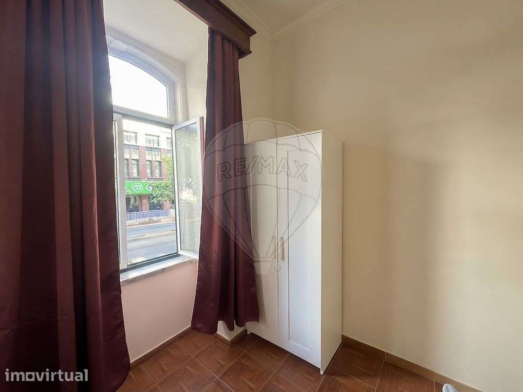 Apartamento T5 para venda - Grande imagem: 2/13