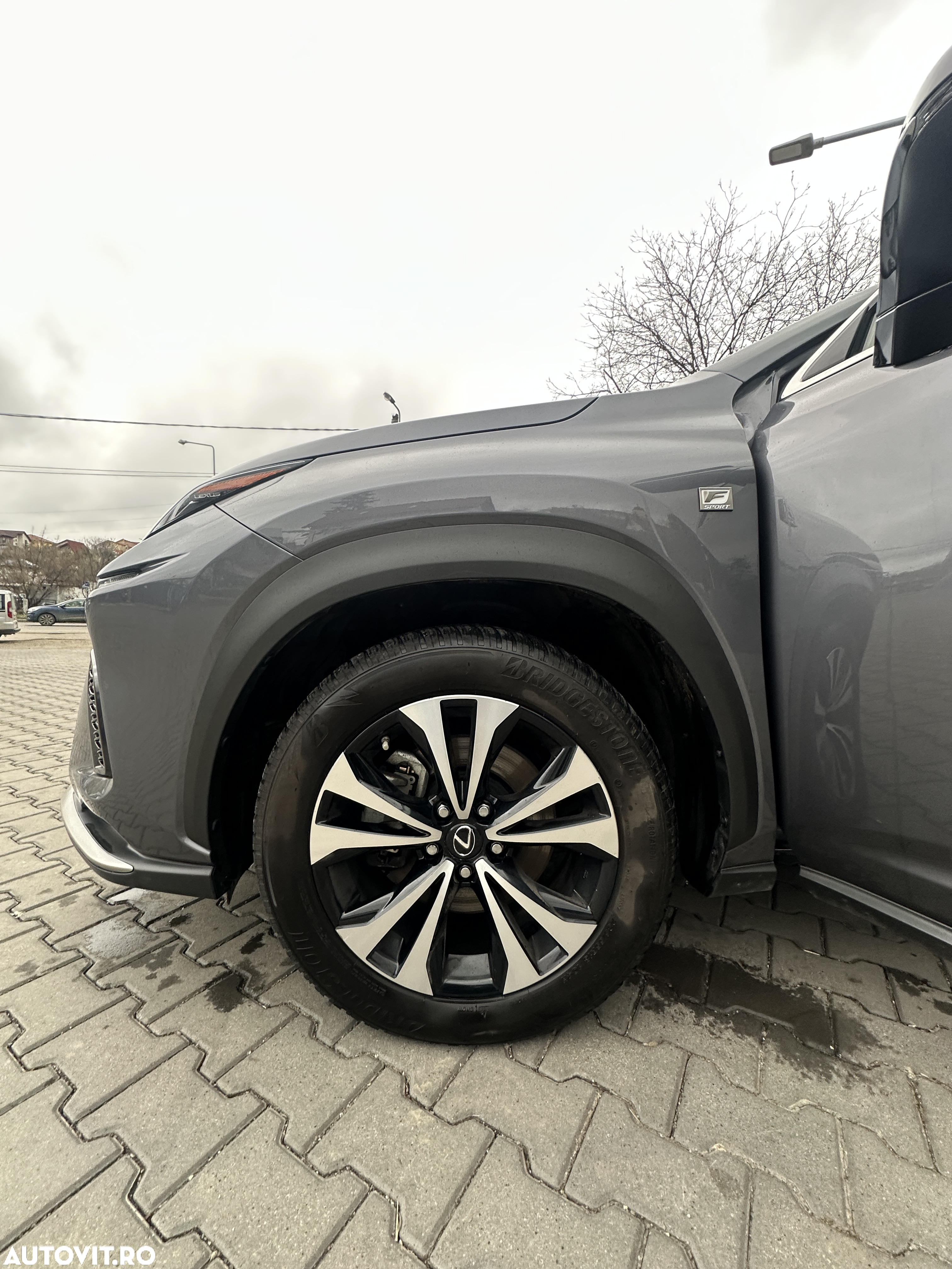 Lexus Seria NX 300h AWD F Sport - 9