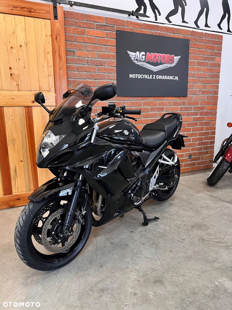 Suzuki GSX 1000 - 14