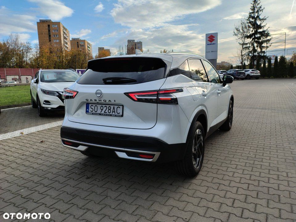 Nissan Qashqai - 4