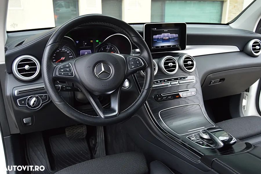 Mercedes-Benz GLC 220 d 4MATIC 9G-TRONIC - 2