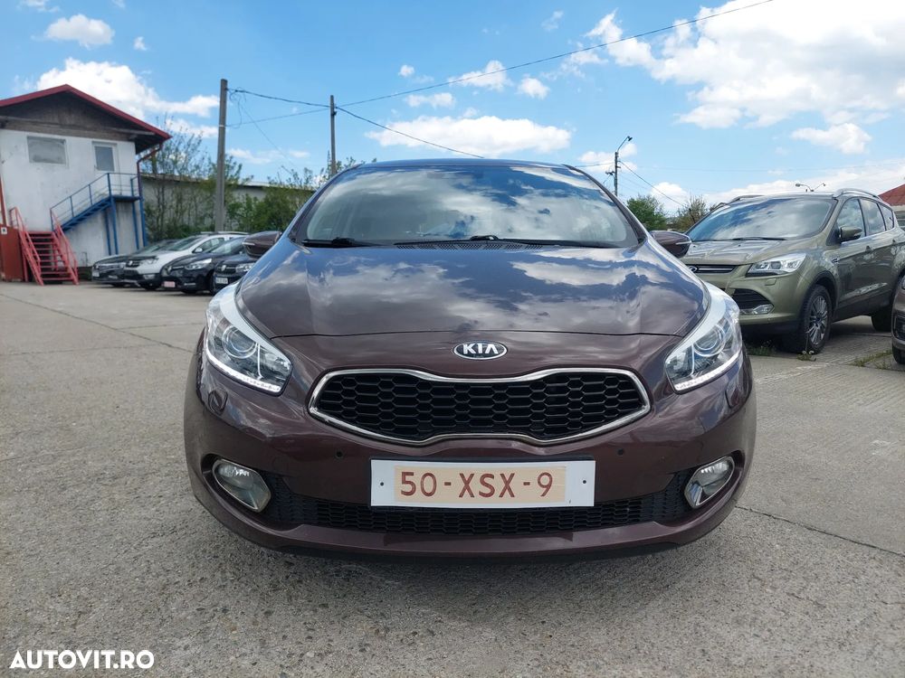 Kia Ceed - 28