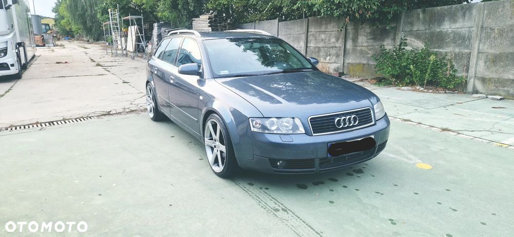 Audi A4 Avant 2.5 TDI - 1