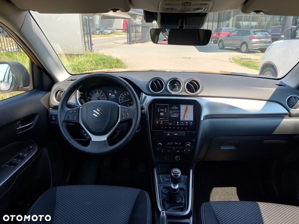 Suzuki Vitara 1.4 Boosterjet mHEV Premium Plus 2WD - 9