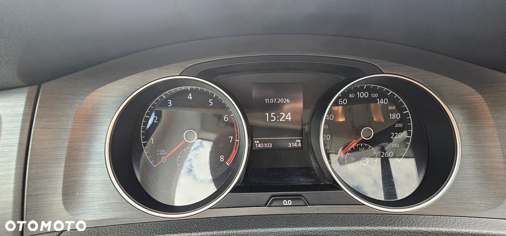 Volkswagen Golf - 21
