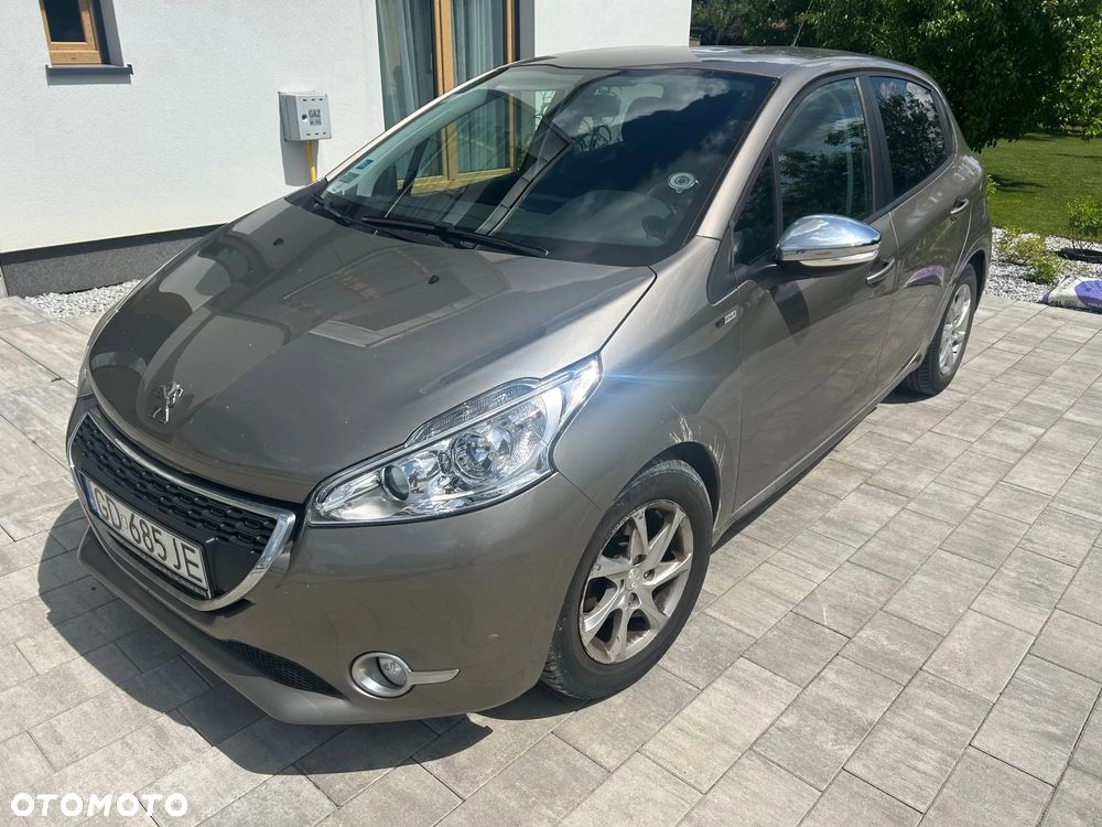 Peugeot 208 1.2 PureTech Style - 17