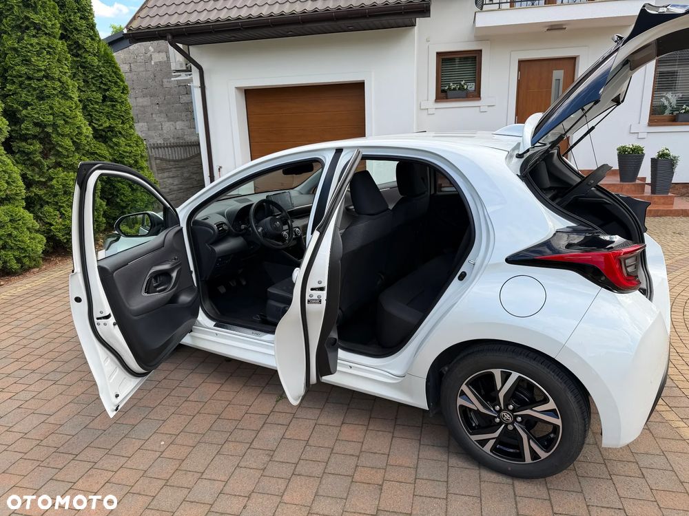 Toyota Yaris 1.5 Style - 9