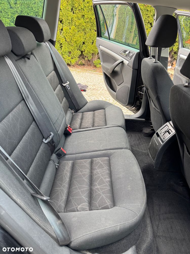 Skoda Octavia 1.6 TDI Family Plus DSG - 6