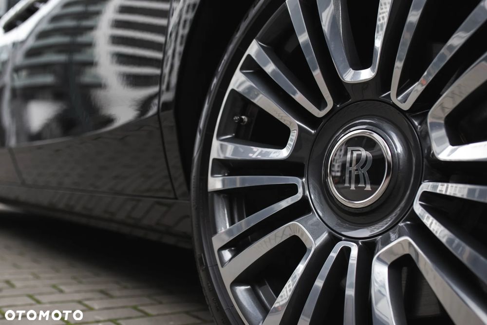 Rolls-Royce Ghost - 15