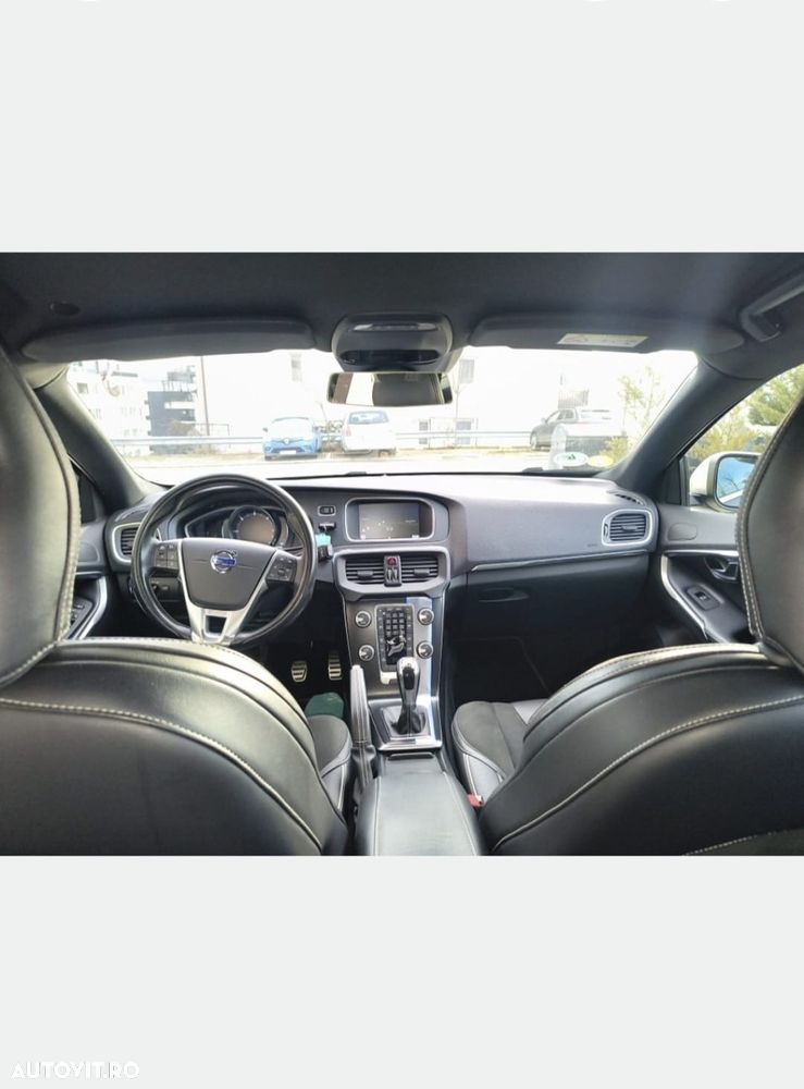 Volvo V40 D2 Basic - 3