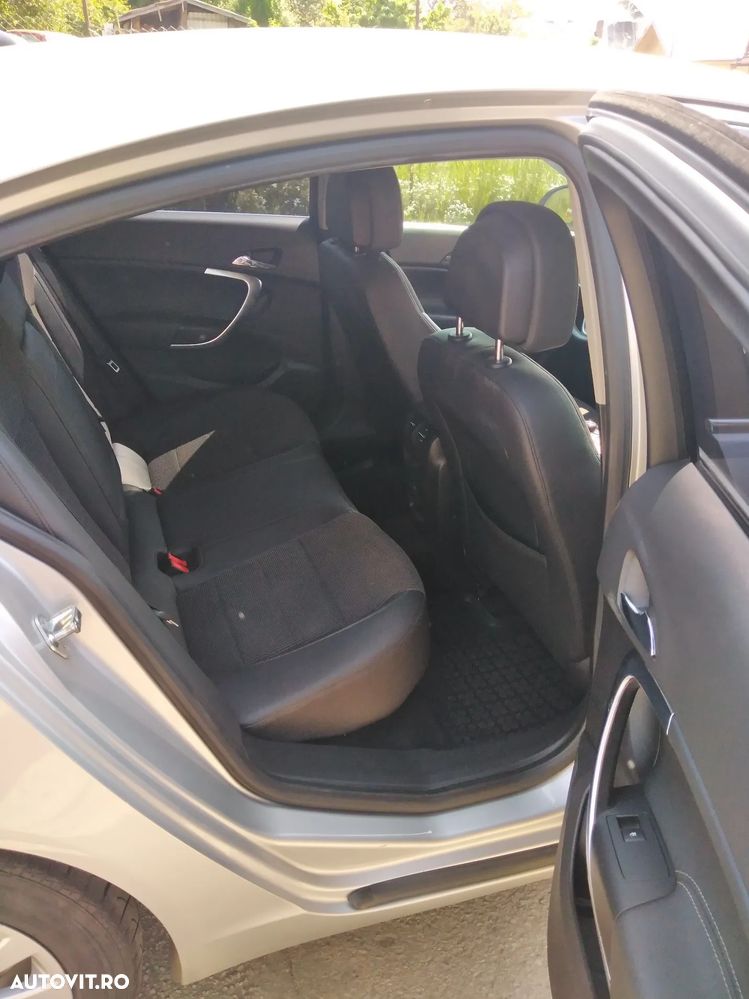 Opel Insignia 2.0 CDTI ECOFLEX - 4