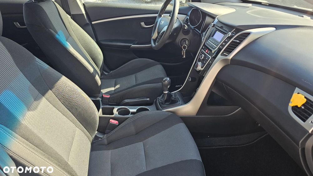 Hyundai i30 1.6 CRDi Comfort - 13