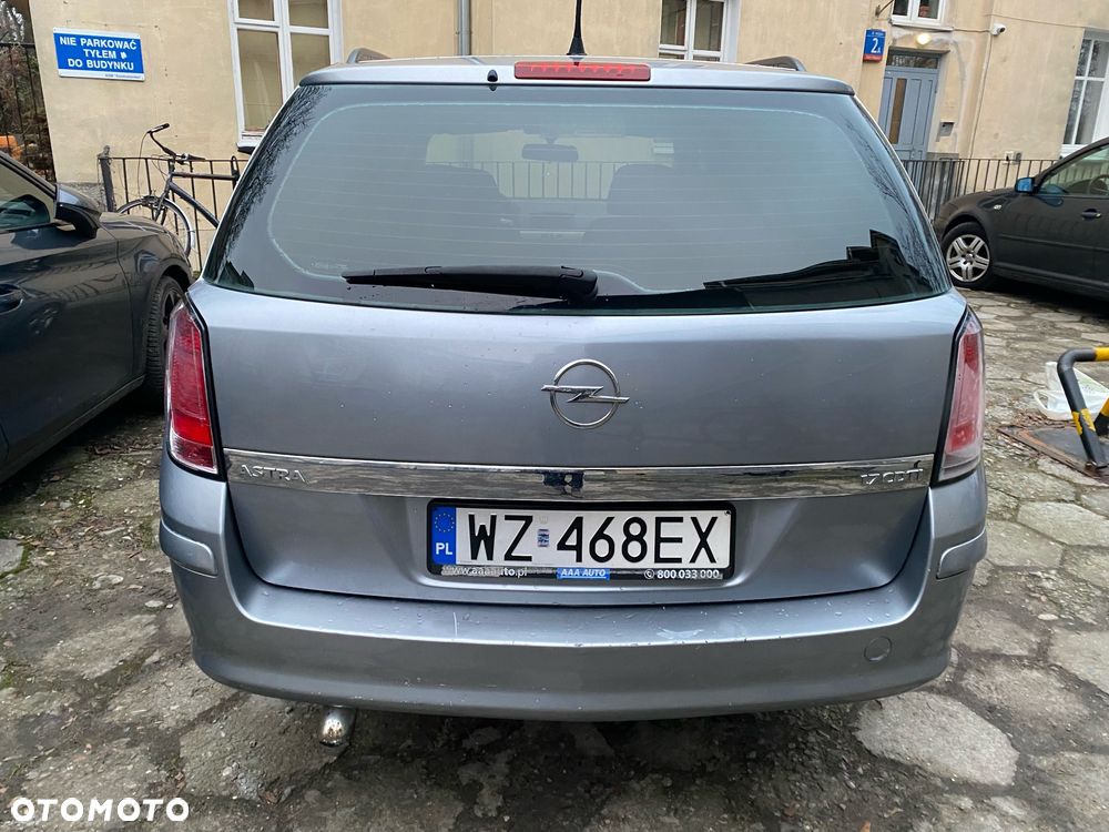 Opel Astra 2008 photo 4