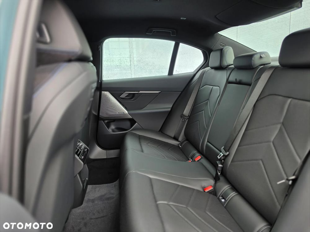 BMW Seria 5 520d mHEV M Sport - 30