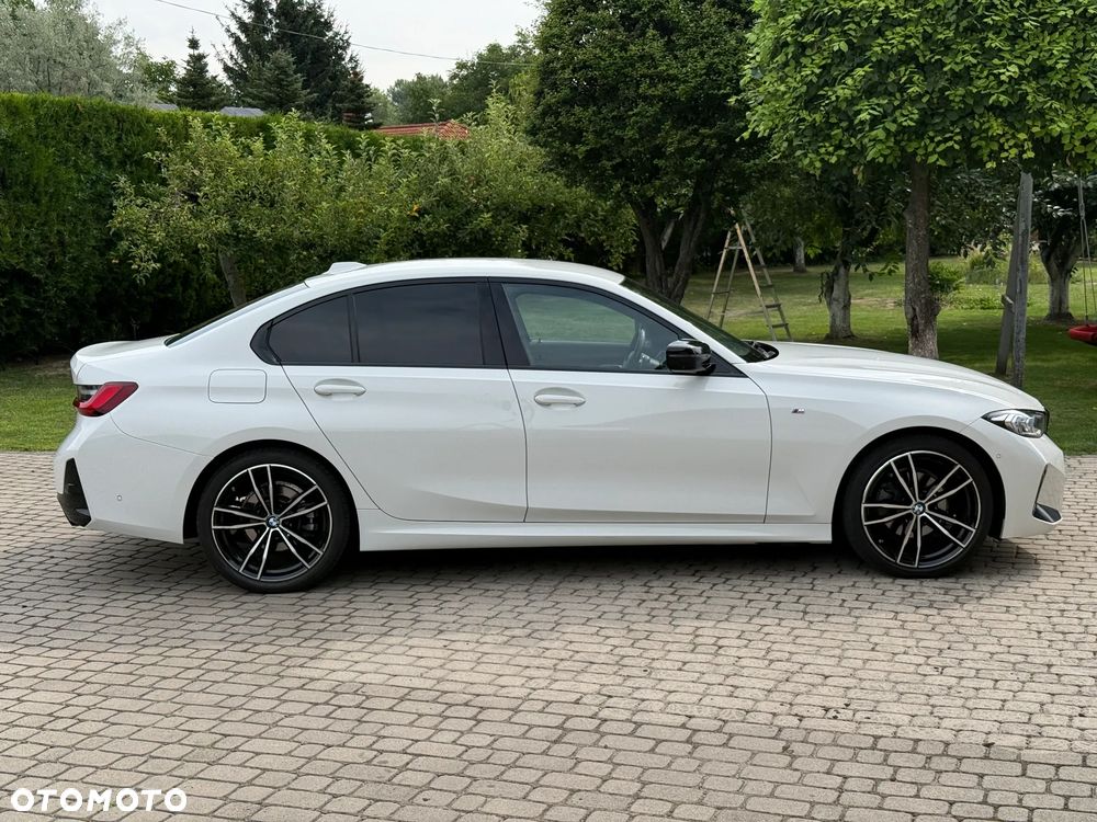 BMW Seria 3 320d xDrive mHEV M Sport sport - 7