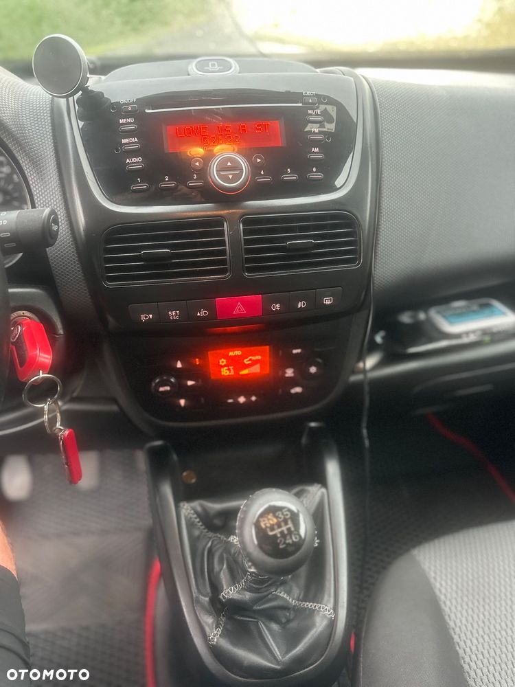 Fiat Doblo 2.0 Multijet 16V Emotion - 13