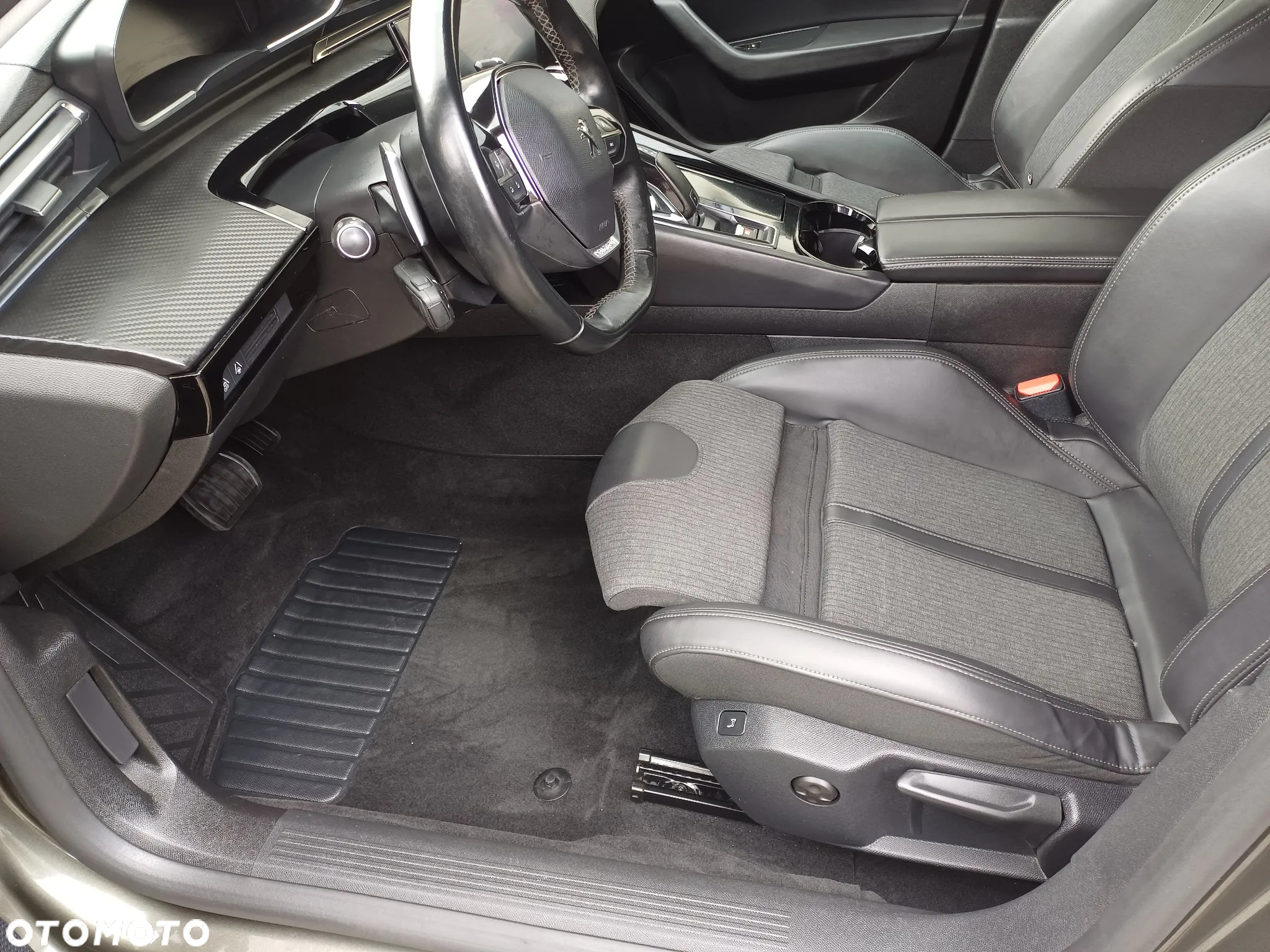 Peugeot 508 2.0 BlueHDi First Edition S&S EAT8 - 29