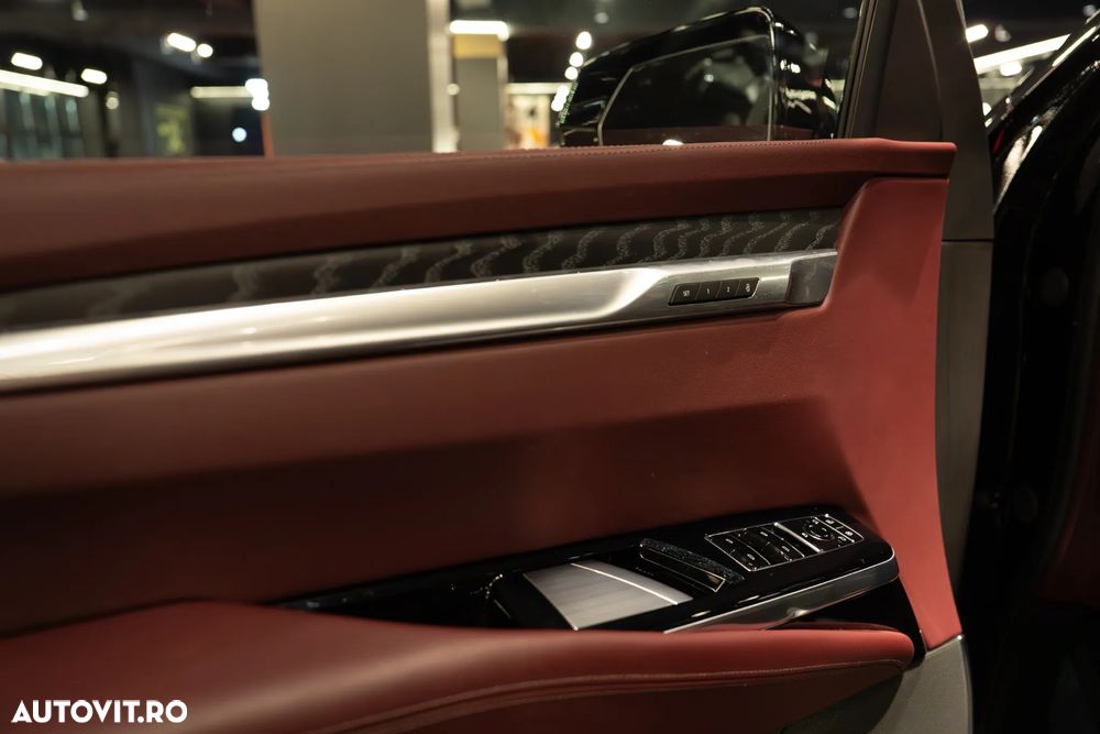 Cadillac Escalade 6.2 V8 Premium - 12