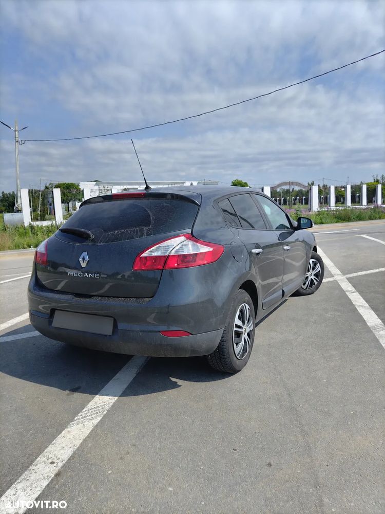 Renault Megane - 2