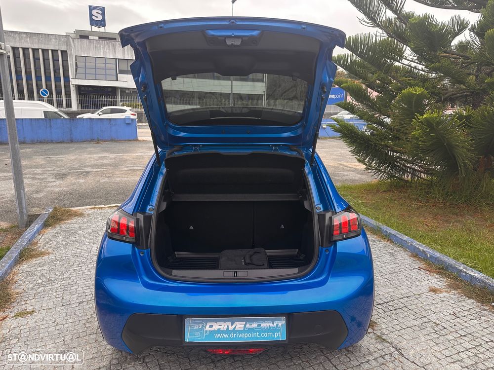 Peugeot e-208 Allure - 8
