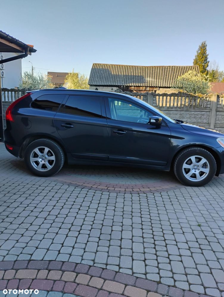 Volvo XC 60 3.2 AWD RDesign - 2