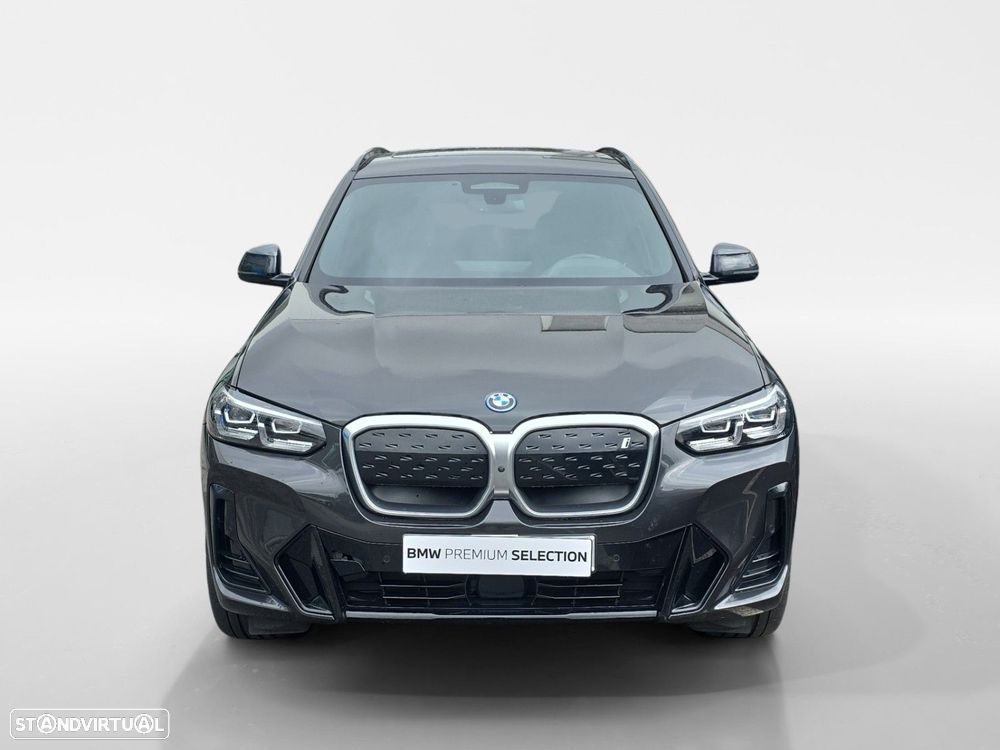BMW iX3 M Sport Impressive - 2