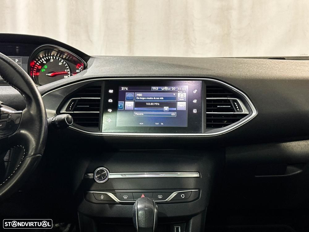 Peugeot 308 BlueHDi FAP 120 EAT6 Stop&Start GT-Line Edition - 28