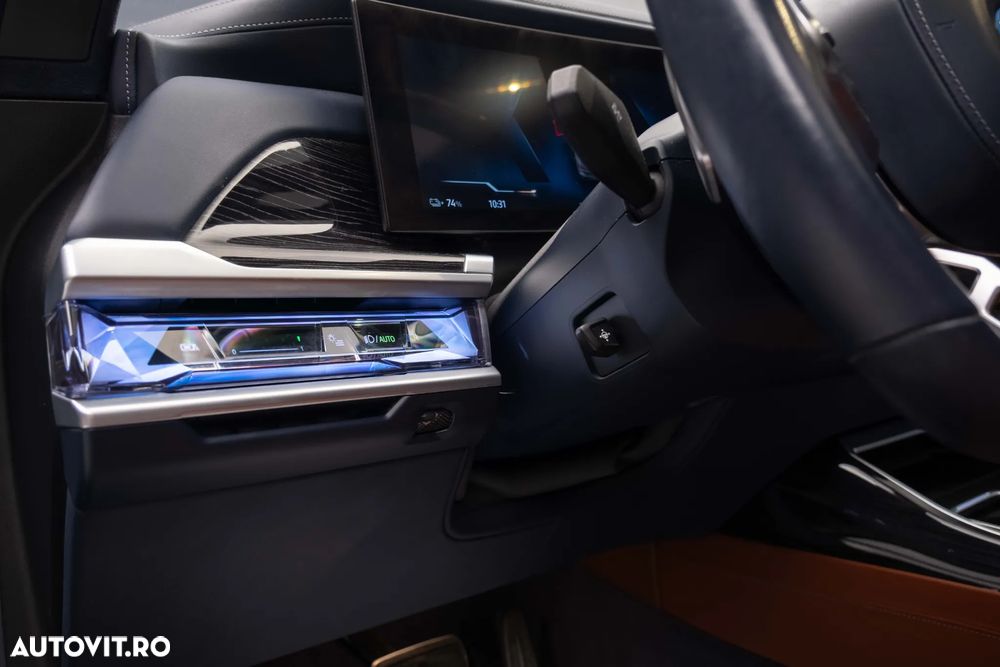 BMW i7 - 25