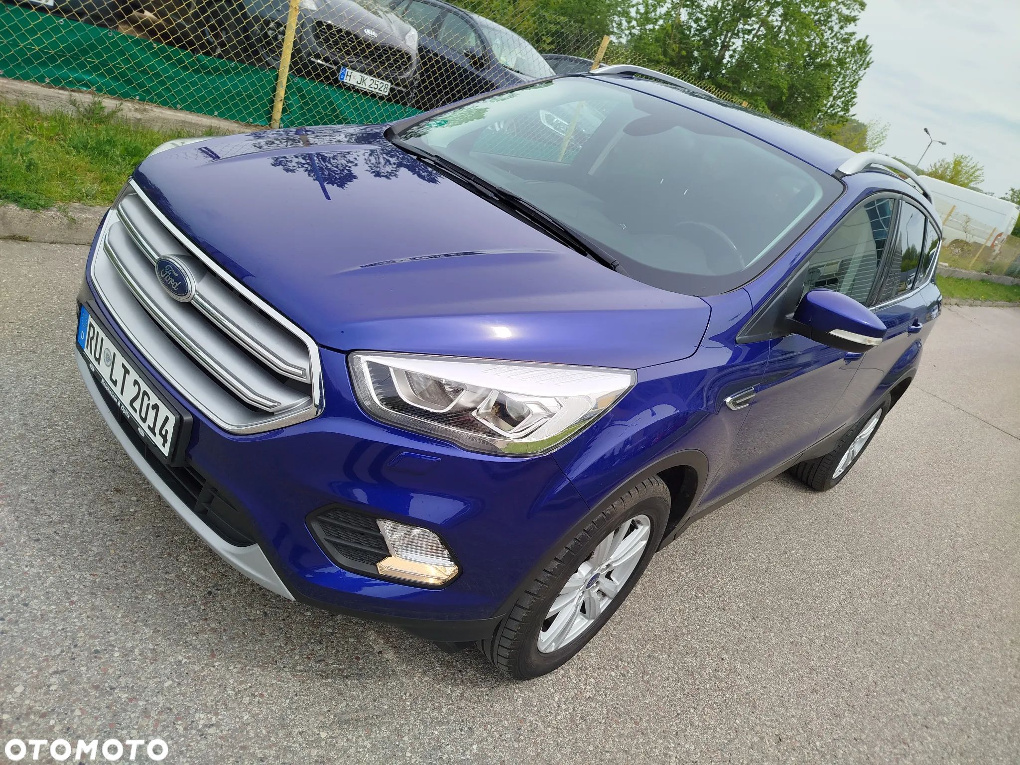 Ford Kuga - 1