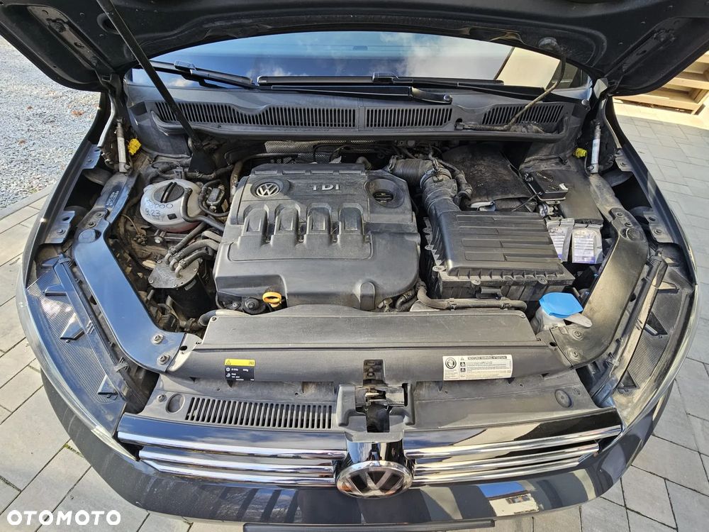 Volkswagen Touran 2.0 TDI BMT Comfortline DSG - 17