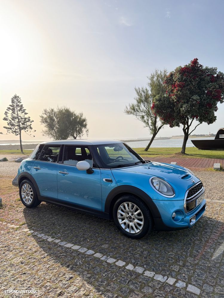 MINI 5 Portas Cooper D - 4
