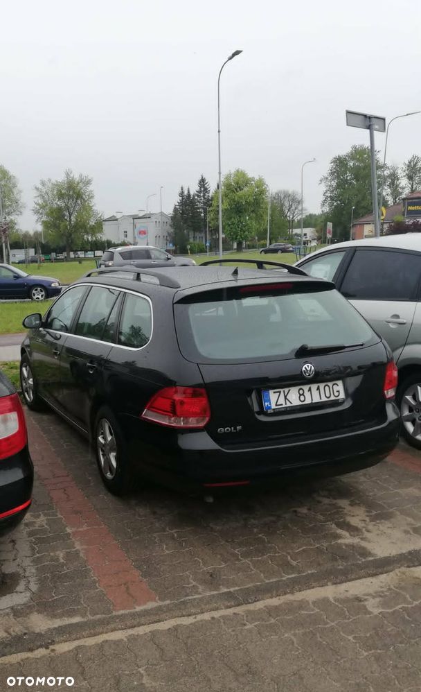 Volkswagen Golf 1.6 Team - 4