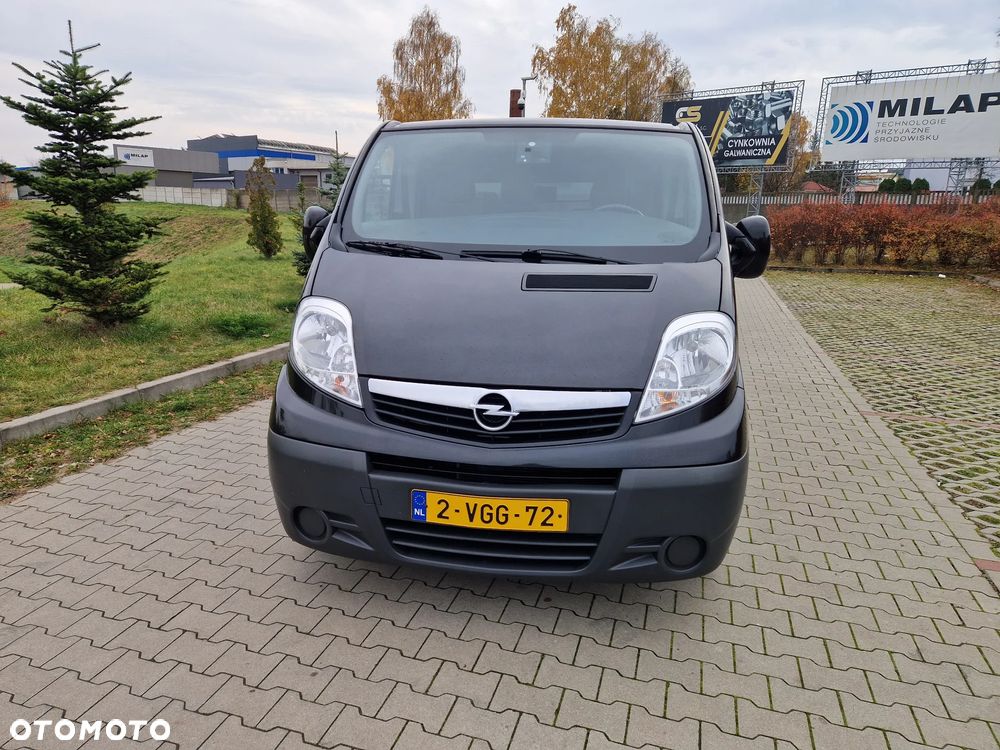 Opel Vivaro - 18
