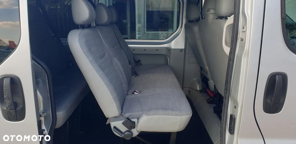 Renault Trafic - 11