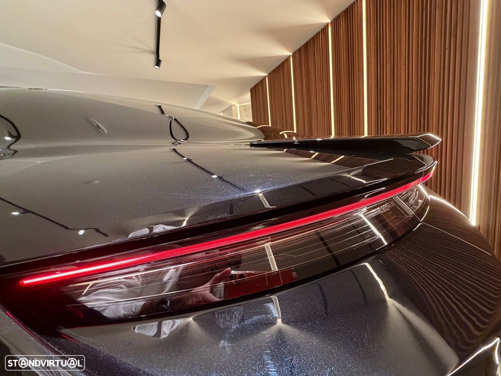 Porsche Taycan GTS - 22