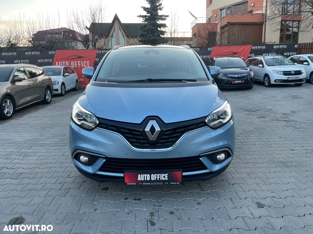 Renault Grand Scenic - 16