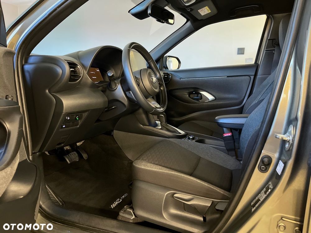 Toyota Yaris Cross Hybrid 1.5 Comfort 4x4 - 9