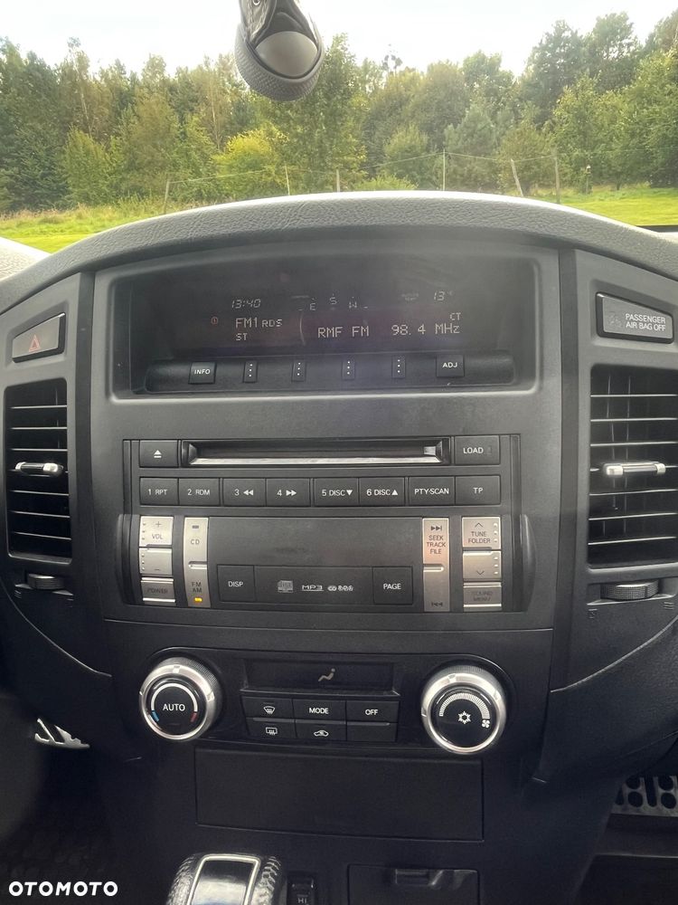 Mitsubishi Pajero 3.2 DI-D Automatik Intense - 15