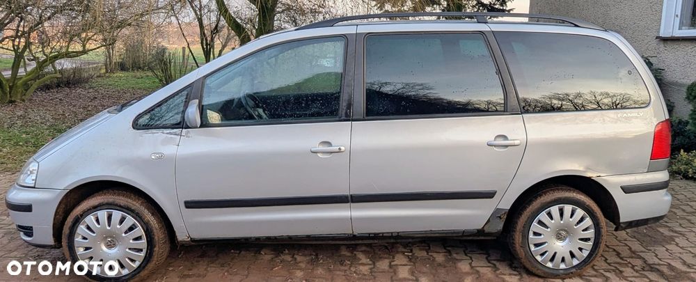 Volkswagen Sharan 1.9 TDI Basis - 1
