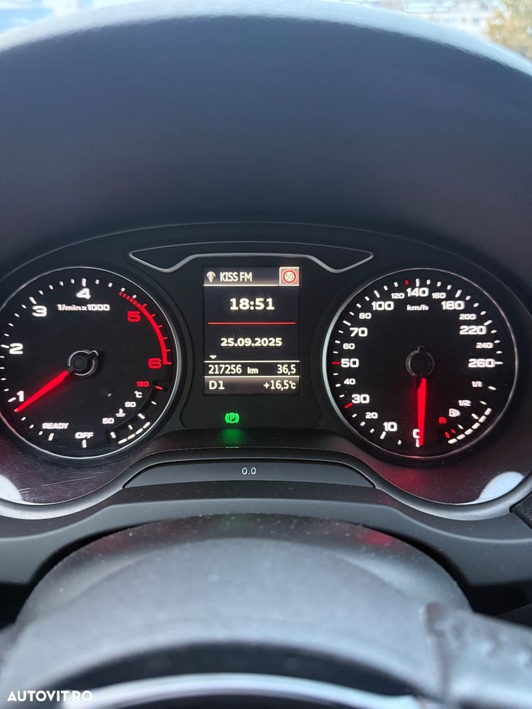 Audi A3 1.6 TDI Sportback S tronic - 14