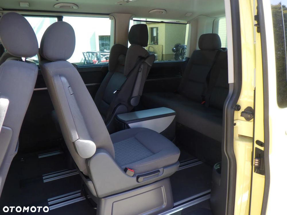Volkswagen Transporter Multivan Trendline Autm - 11