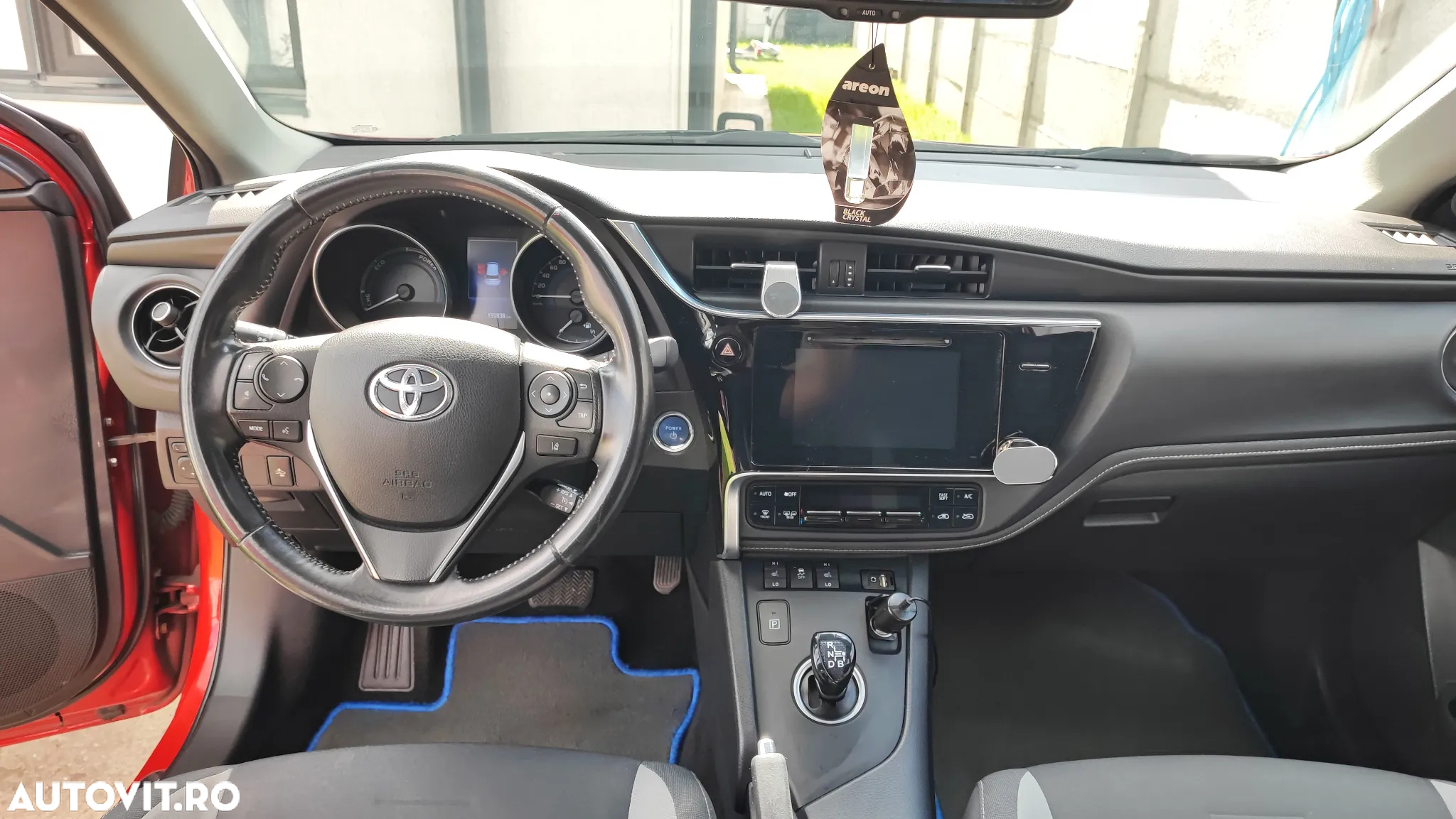 Toyota Auris - 11