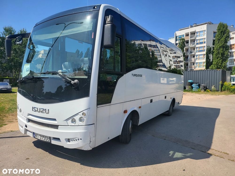 Isuzu TOURQUOISE - 6