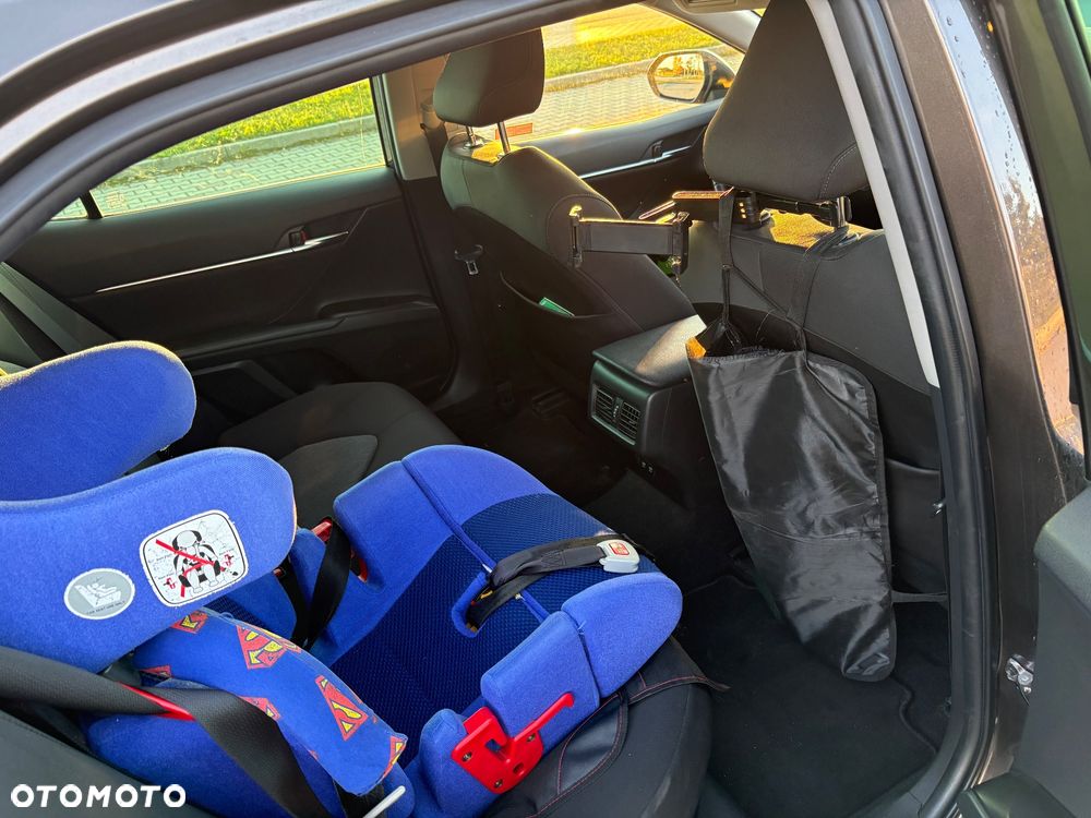 Toyota Camry 2.5 Hybrid Comfort CVT - 16