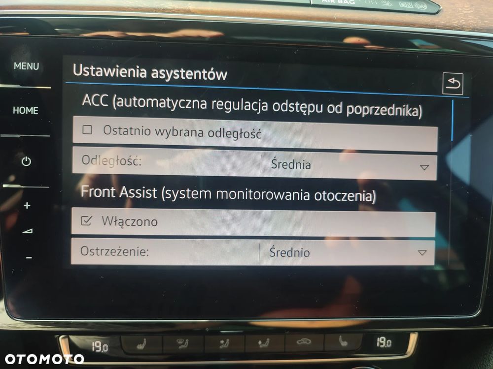 Volkswagen Passat 2.0 TDI SCR DSG Comfortline - 26