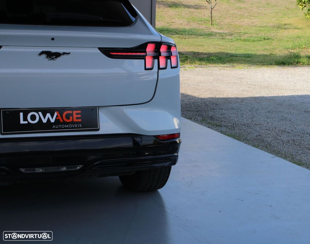 Ford Mustang Mach-E 98.7 kWh Premium - 37