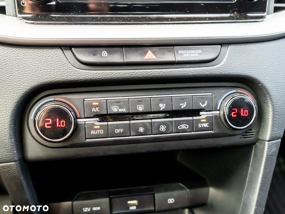 Kia XCeed - 24